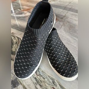 Skechers Slip On